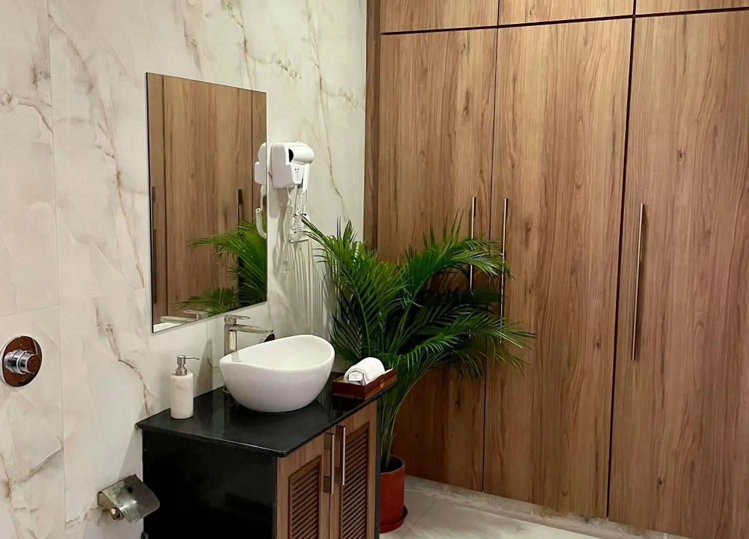 Karni Nivvas - Luxury Redefined Villa Udaipur India