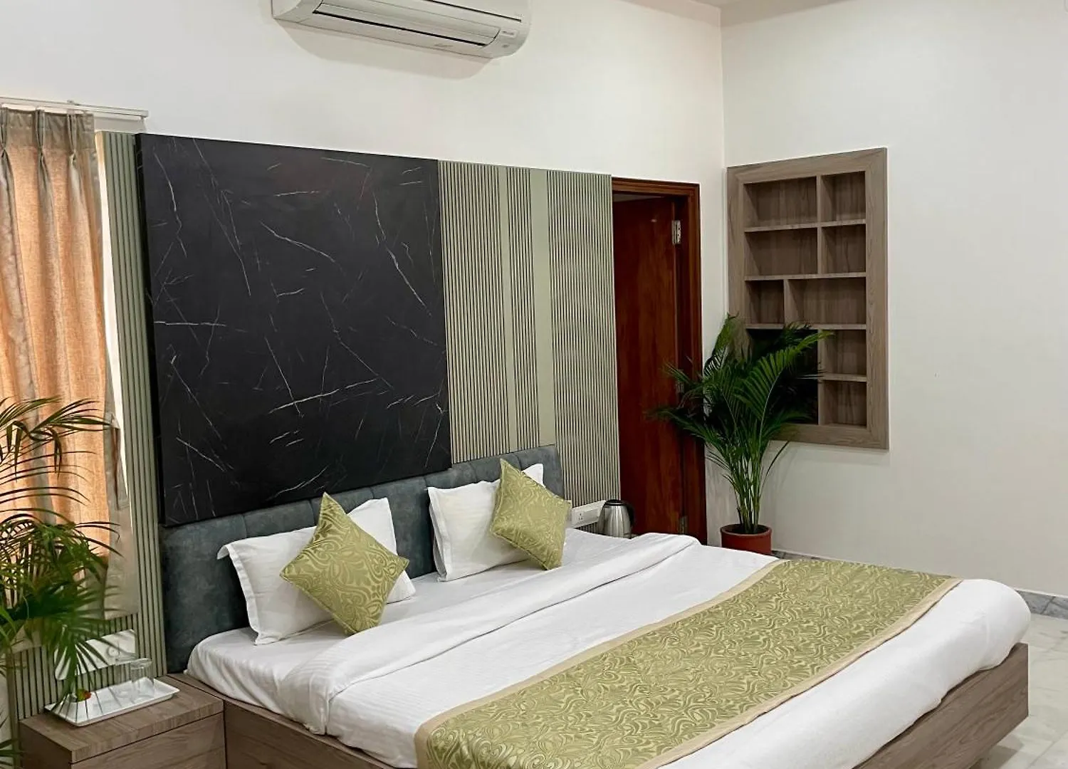 Karni Nivvas - Luxury Redefined Villa Udaipur